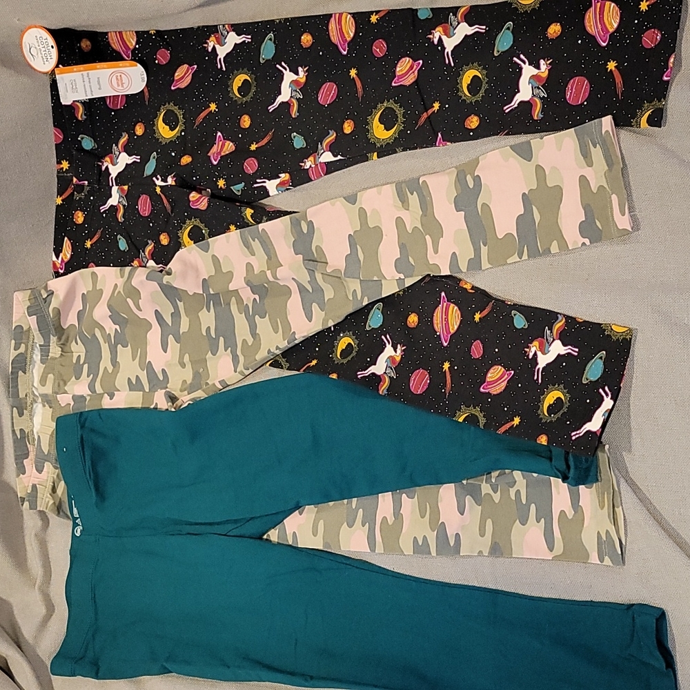 3 pairs girl size 7/8 leggings